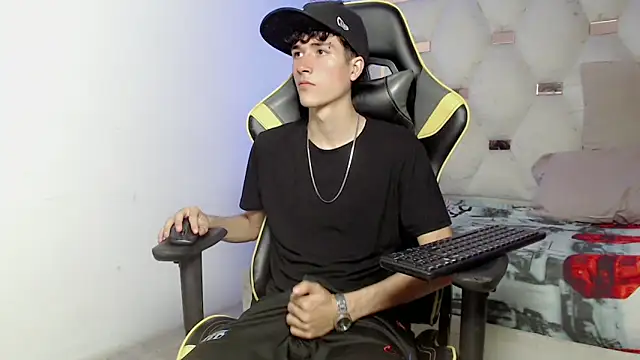 johnny cagee online show from September 13, 2025, 4:12 am