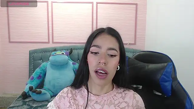 stephania t online show from January 27, 2025, 10:38 am