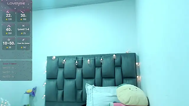 julz 03 online show from December 9, 2024, 11:24 pm