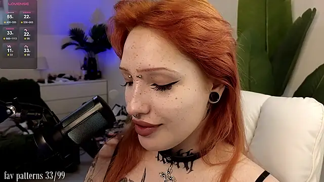 violetviolator online show from March 21, 2025, 6:16 am