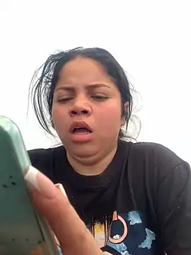 Elaa euphoria online show from December 26, 2024, 6:43 pm