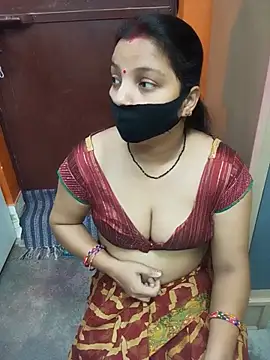 Snapshot of Manjudear chatting on June 18, 2026, 5:51 am Manjudear online show from June 18, 2026, 5:51 am