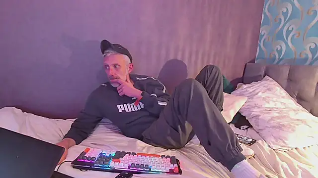 unclestefansdick online show from March 26, 2026, 5:13 am