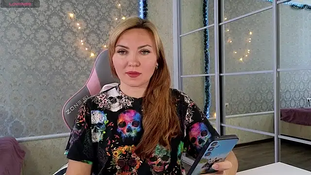 -DIVORA- online show from December 16, 2024, 8:20 am