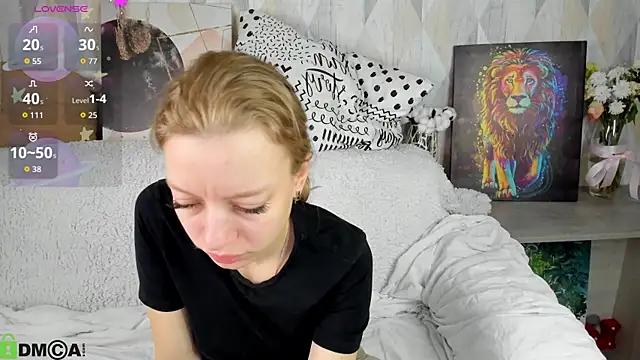 Michelle Blond online show from September 29, 2025, 6:51 am