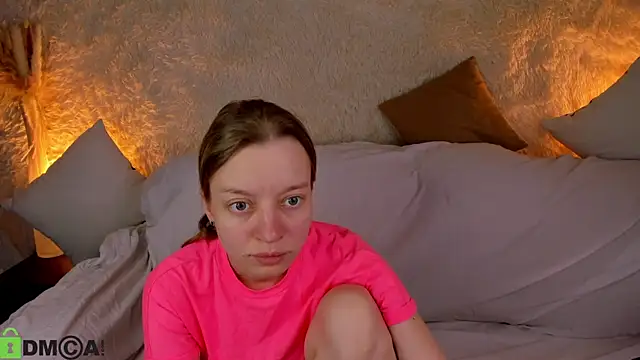 Michelle Blond online show from December 18, 2025, 7:25 am