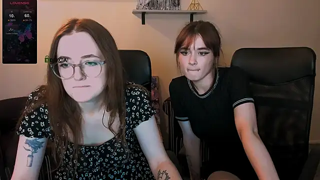 luna berryy online show from December 7, 2024, 2:20 am