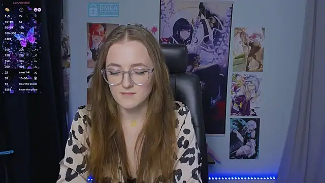 luna berryy online show from December 21, 2024, 10:51 pm