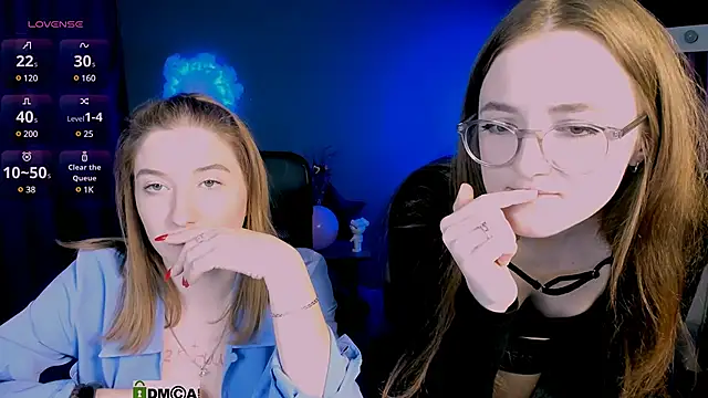 luna berryy online show from February 4, 2025, 11:27 pm