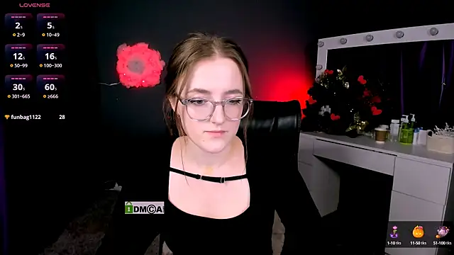 luna berryy online show from February 20, 2025, 11:32 pm