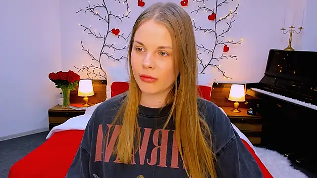 holy kitty online show from October 12, 2025, 8:19 pm