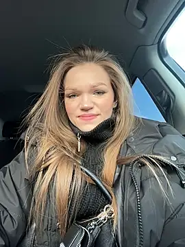 KitteCat online show from February 26, 2025, 9:32 am