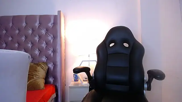 Sr Magnus  online show from October 11, 2025, 7:07 am