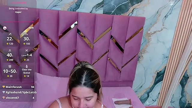 collegepawglovedaddy online show from February 20, 2026, 8:09 pm