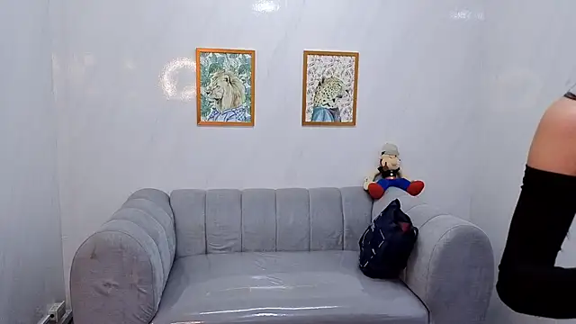 Snapshot of jesi_daniels_b chatting on February 2, 2025, 1:55 am jesi daniels b online show from February 2, 2025, 1:55 am