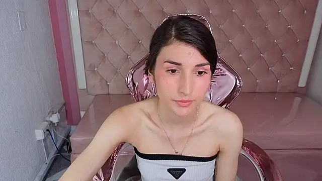 Snapshot of jesi_daniels_b chatting on March 6, 2025, 7:43 pm jesi daniels b online show from March 6, 2025, 7:43 pm