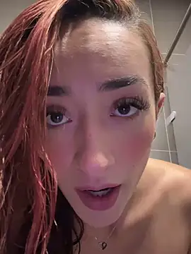 Snapshot of ariiel_ chatting on December 2, 2024, 10:34 pm ariiel online show from December 2, 2024, 10:34 pm