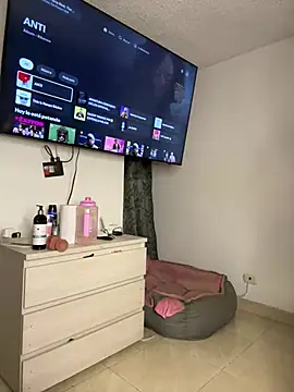 Snapshot of ariiel_ chatting on December 26, 2024, 1:07 am ariiel online show from December 26, 2024, 1:07 am