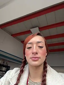 Snapshot of ariiel_ chatting on February 21, 2025, 9:11 pm ariiel online show from February 21, 2025, 9:11 pm