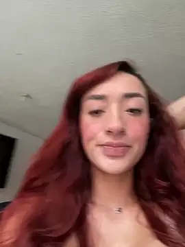 ariiel  online show from March 27, 2026, 1:33 pm