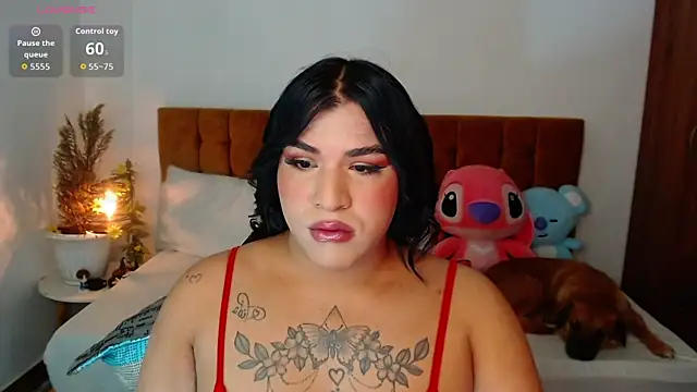 Snapshot of alexiaaross chatting on April 2, 2026, 4:21 am alexiaaross online show from April 2, 2026, 4:21 am