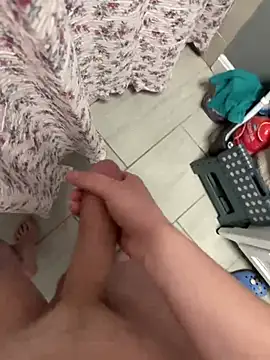 bigbeast19393 online show from February 16, 2026, 11:50 am