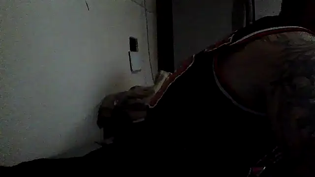 CandiedPompano online show from October 19, 2025, 2:12 am