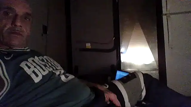 CandiedPompano online show from October 26, 2025, 3:12 am