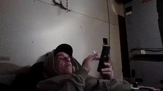 CandiedPompano online show from October 31, 2025, 5:47 pm