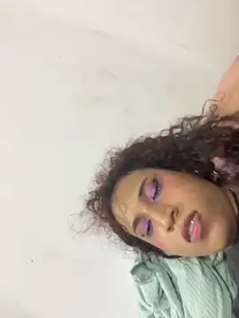 zahrivk1 online show from December 3, 2024, 5:09 am