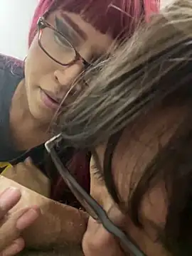 zahrivk1 online show from February 7, 2025, 1:36 am