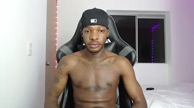 Snapshot of asaapr chatting on January 14, 2025, 5:19 am asaapr online show from January 14, 2025, 5:19 am