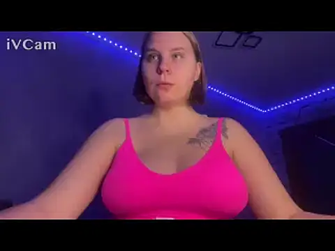 Snapshot of Thalia__Star chatting on December 20, 2024, 4:25 pm Thalia Star online show from December 20, 2024, 4:25 pm