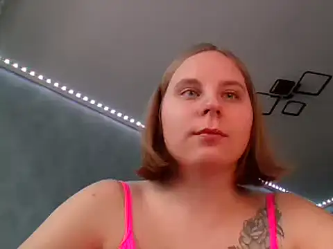 Snapshot of Thalia__Star chatting on January 4, 2025, 11:54 am Thalia Star online show from January 4, 2025, 11:54 am