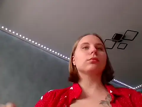 Snapshot of Thalia__Star chatting on January 5, 2025, 11:37 am Thalia Star online show from January 5, 2025, 11:37 am