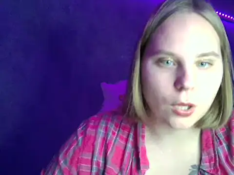 Snapshot of Thalia__Star chatting on January 9, 2025, 3:12 pm Thalia Star online show from January 9, 2025, 3:12 pm