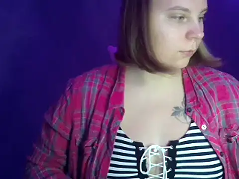 Snapshot of Thalia__Star chatting on January 13, 2025, 5:01 am Thalia Star online show from January 13, 2025, 5:01 am