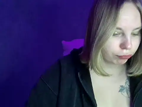 Snapshot of Thalia__Star chatting on January 14, 2025, 5:08 am Thalia Star online show from January 14, 2025, 5:08 am