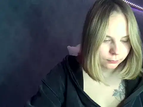 Snapshot of Thalia__Star chatting on January 18, 2025, 5:20 am Thalia Star online show from January 18, 2025, 5:20 am