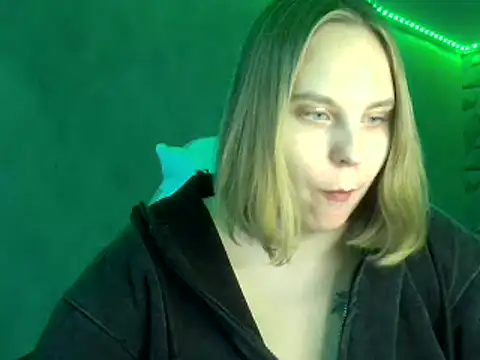 Snapshot of Thalia__Star chatting on January 24, 2025, 2:08 pm Thalia Star online show from January 24, 2025, 2:08 pm