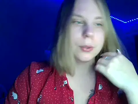 Snapshot of Thalia__Star chatting on February 18, 2025, 4:04 am Thalia Star online show from February 18, 2025, 4:04 am