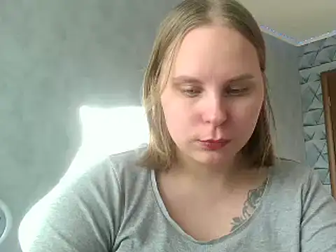 Snapshot of Thalia__Star chatting on February 20, 2025, 1:19 pm Thalia Star online show from February 20, 2025, 1:19 pm