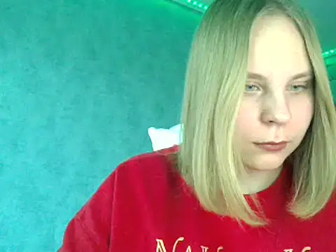 Snapshot of Thalia__Star chatting on March 3, 2025, 10:17 am Thalia Star online show from March 3, 2025, 10:17 am