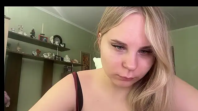 Thalia  Star online show from March 11, 2026, 10:21 am