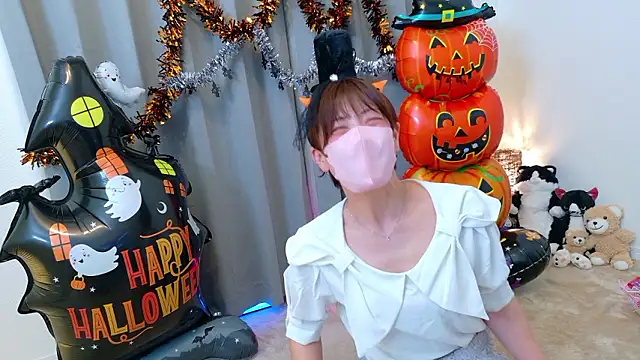 Risa 06 online show from October 31, 2025, 12:06 pm