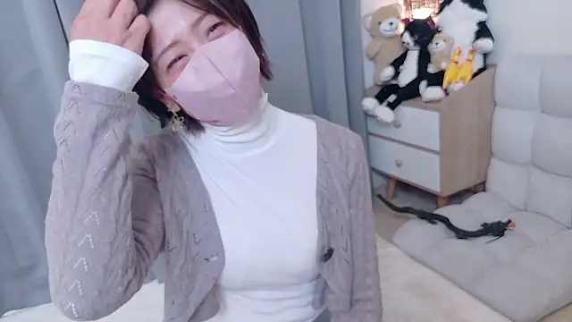 Risa 06 online show from March 6, 2026, 12:23 pm