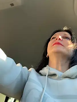 -OLYA- online show from February 18, 2025, 7:21 am