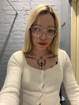 babydolll online show from January 17, 2026, 12:10 pm