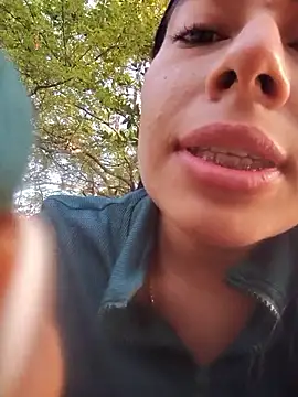 Snapshot of Caro_kitty- chatting on October 28, 2025, 11:36 am Caro kitty- online show from October 28, 2025, 11:36 am