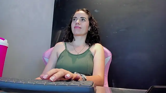 sherilkwang19tv online show from September 9, 2025, 11:37 pm